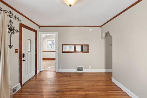 2069 Manitou Avenue Saint Paul MN 55119