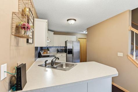 3601 Genevieve Avenue N Oakdale MN 55128