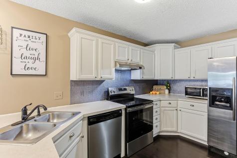 3601 Genevieve Avenue N Oakdale MN 55128