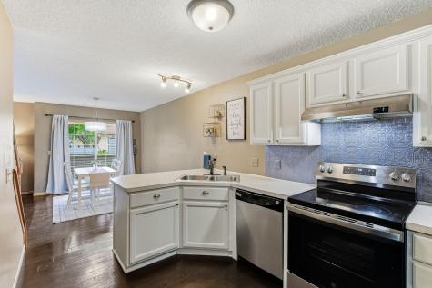 3601 Genevieve Avenue N Oakdale MN 55128