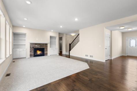 9704 Emerson Court Eden Prairie MN 55347
