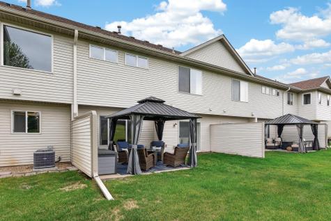 19492 Prairieview Drive Rogers MN 55374