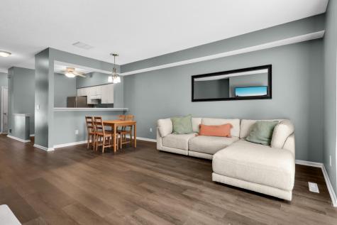11724 Ryan Circle Burnsville MN 55337