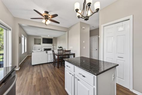 15105 Dupont Path Apple Valley MN 55124
