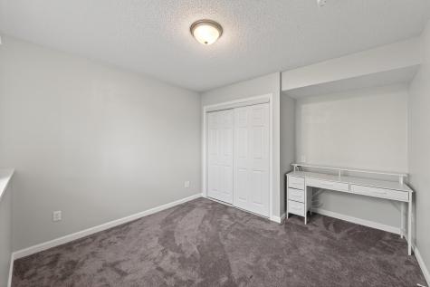 15105 Dupont Path Apple Valley MN 55124