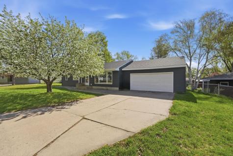 205 Victoria Drive Alexandria MN 56308