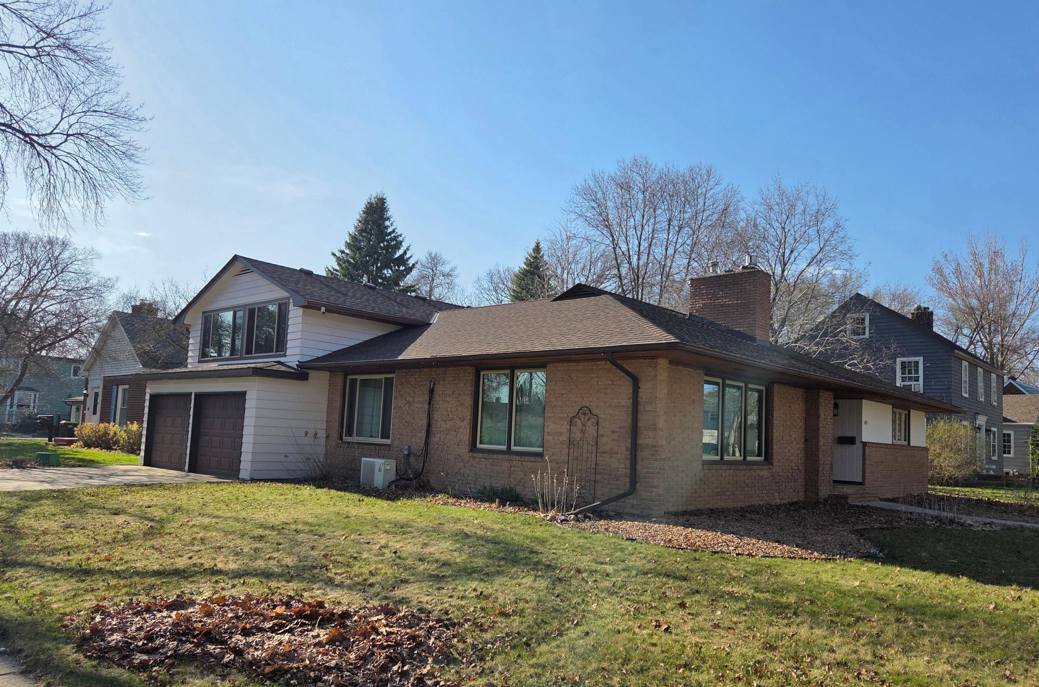 624 10th Street SW Willmar MN 56201