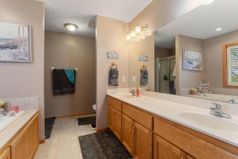 7531 E 250th Street Elko New Market MN 55020
