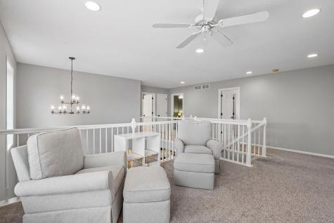 2908 Hilltop Drive Chaska MN 55318