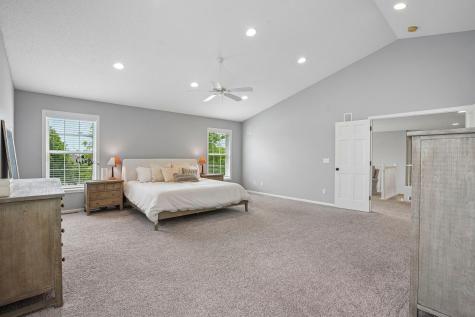 2908 Hilltop Drive Chaska MN 55318