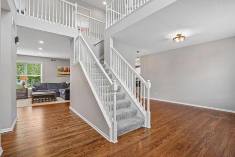 2908 Hilltop Drive Chaska MN 55318
