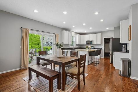 2908 Hilltop Drive Chaska MN 55318