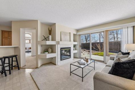 15585 17th Place N Plymouth MN 55447