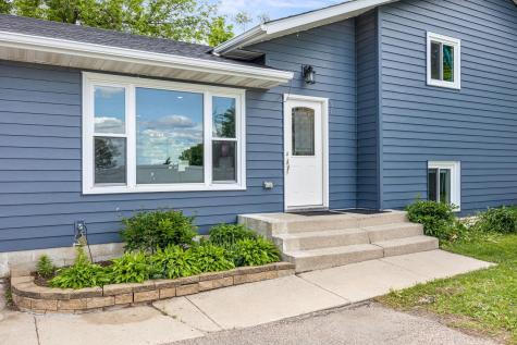703 7th Street N Montrose MN 55363