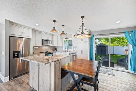 703 7th Street N Montrose MN 55363