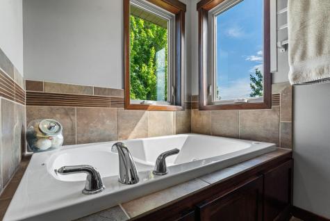 900 Heritage Trail NE New Prague MN 56071