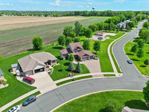 900 Heritage Trail NE New Prague MN 56071