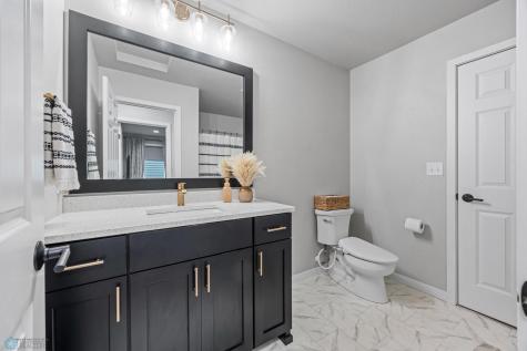 6542 27th Street S Fargo ND 58104