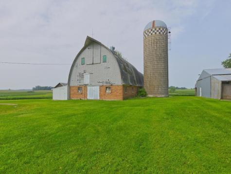 10864 117th Street SW Winsted MN 55395