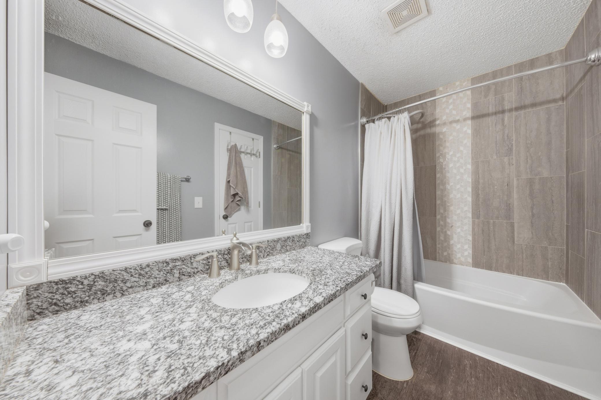 2838 9th Lane Anoka MN 55303