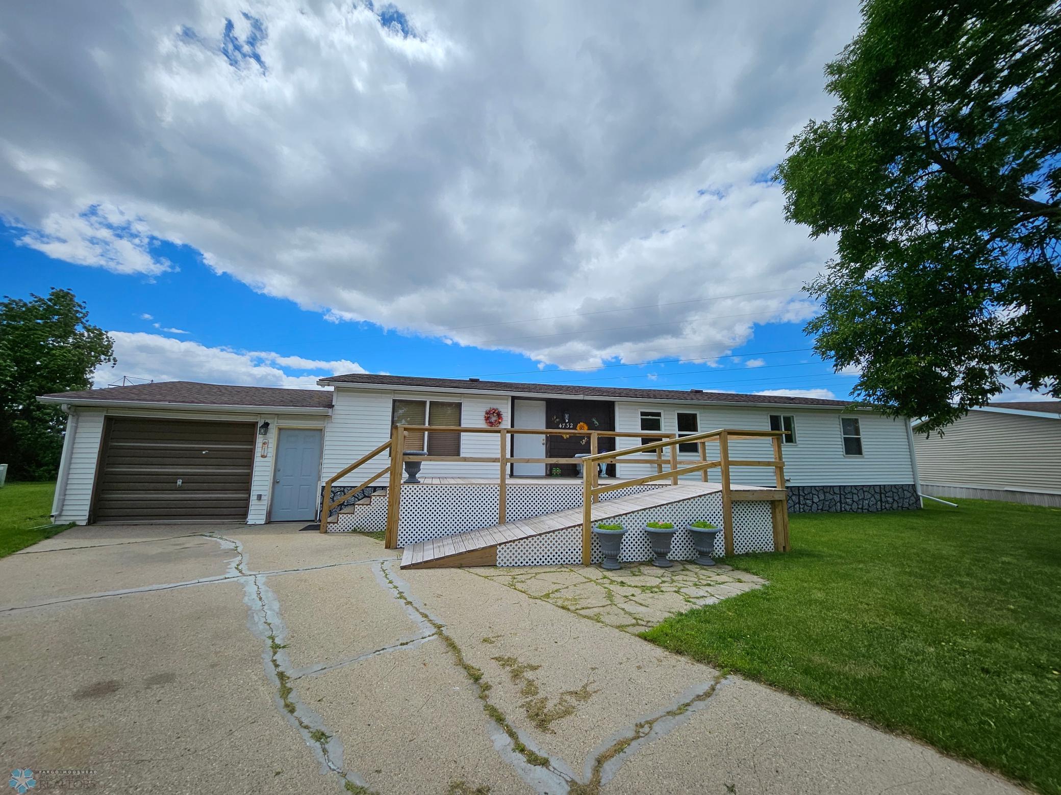 4732 San Juan Drive Fargo ND 58103