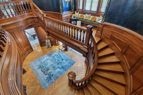 2218 Lake Of The Isles Parkway W Minneapolis MN 55405