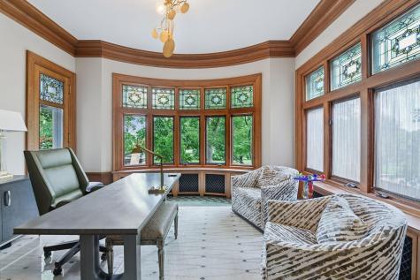 2218 Lake Of The Isles Parkway W Minneapolis MN 55405