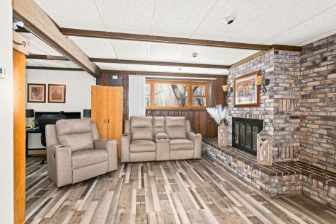 9105 Falcon Street Duluth MN 55808