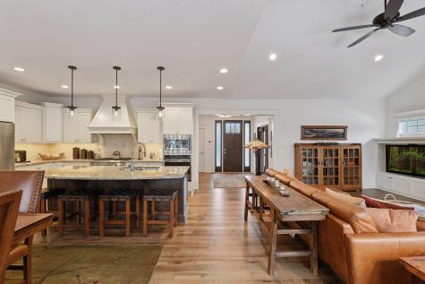 155 Wooddale Avenue Wayzata MN 55391
