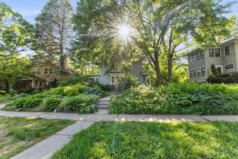 1411 Chelmsford Street Saint Paul MN 55108