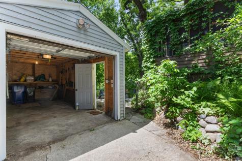 1411 Chelmsford Street Saint Paul MN 55108