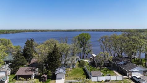 7221 100th Avenue SE Clear Lake MN 55319