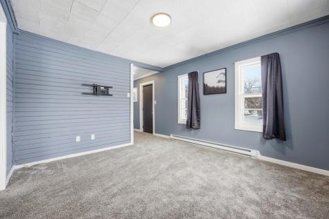 842 Center Street Enderlin ND 58027