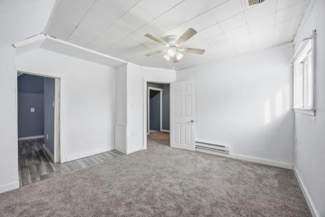 842 Center Street Enderlin ND 58027