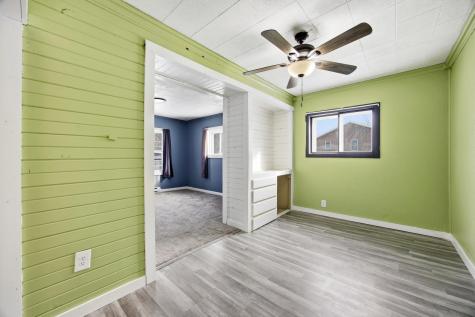 842 Center Street Enderlin ND 58027