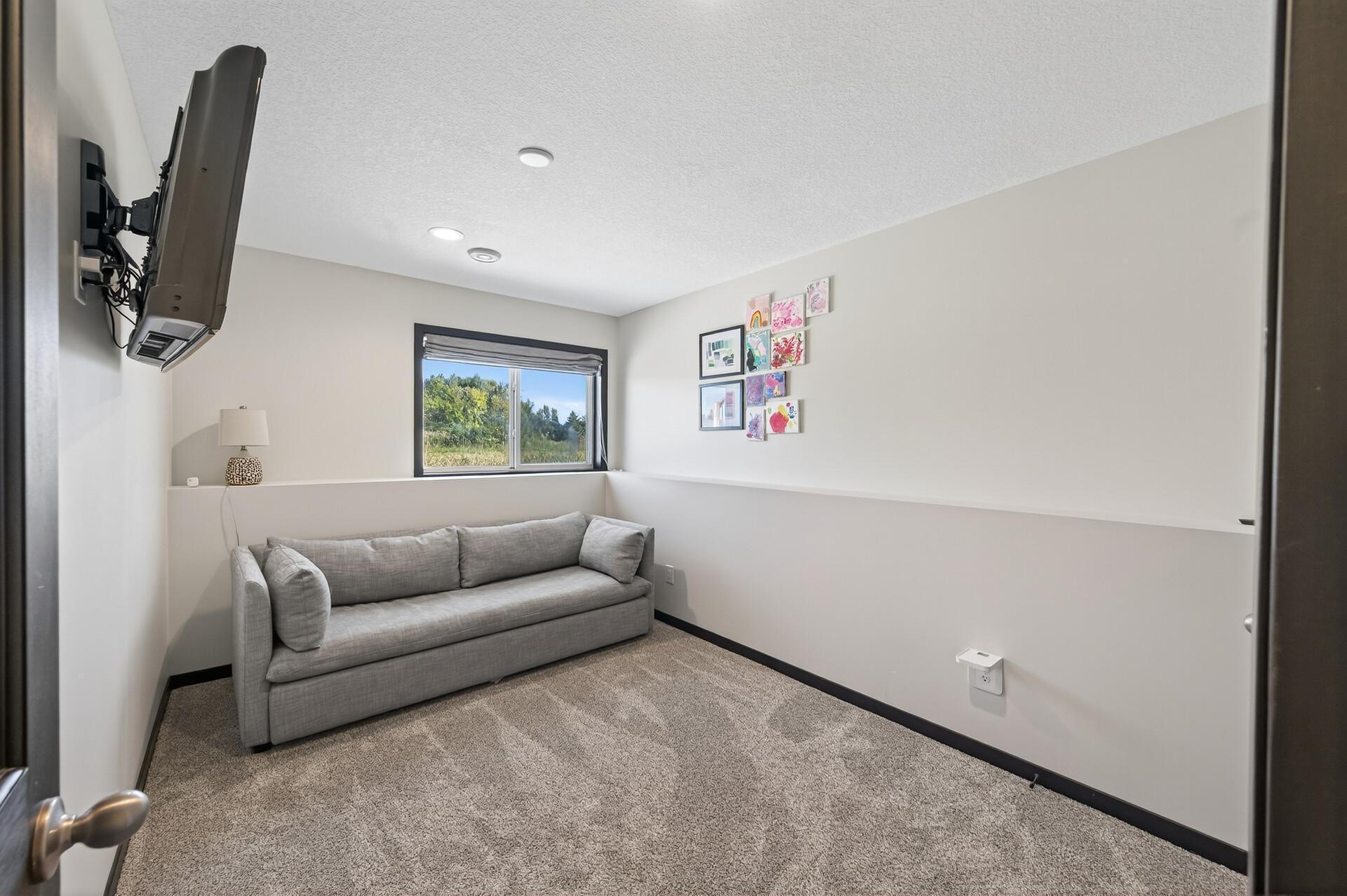 10688 51st Street NE Albertville MN 55301