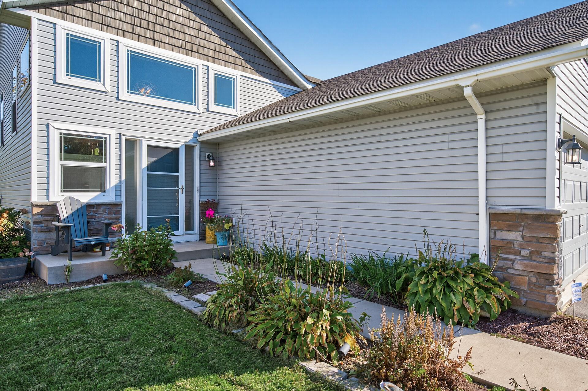 10688 51st Street NE Albertville MN 55301