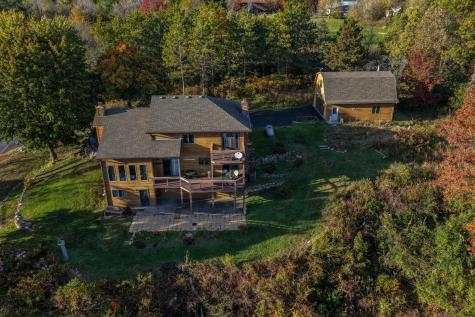 W12041 497th Avenue Prescott WI 54021