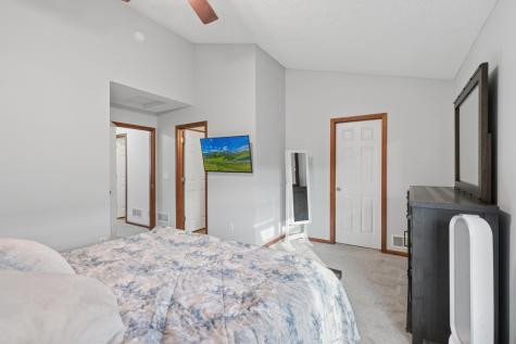 5207 Scott Lane Robbinsdale MN 55422