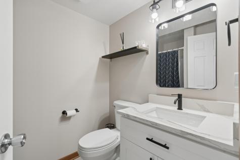 5207 Scott Lane Robbinsdale MN 55422