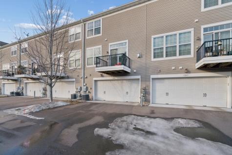 5207 Scott Lane Robbinsdale MN 55422