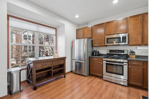 5207 Scott Lane Robbinsdale MN 55422