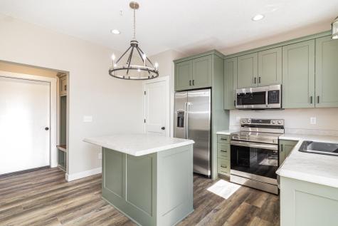 811 Viburnum Street Belle Plaine MN 56011