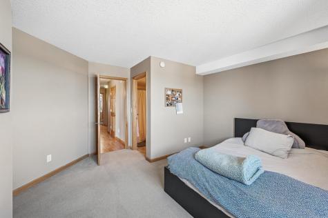 78 10th Street E Saint Paul MN 55101