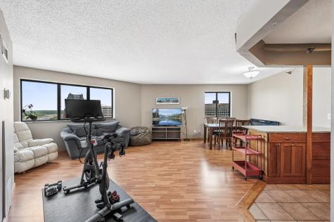 78 10th Street E Saint Paul MN 55101