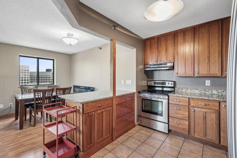 78 10th Street E Saint Paul MN 55101