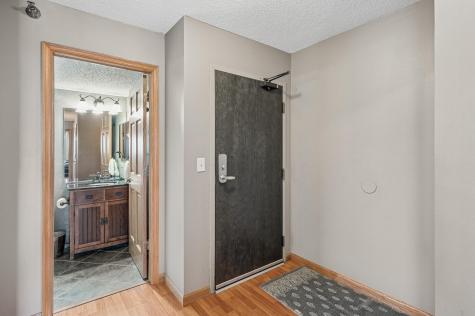 78 10th Street E Saint Paul MN 55101