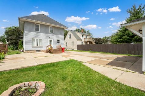 218 11th Avenue NE Rochester MN 55906