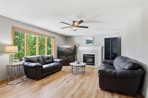 2361 Stone Creek Drive Chanhassen MN 55317