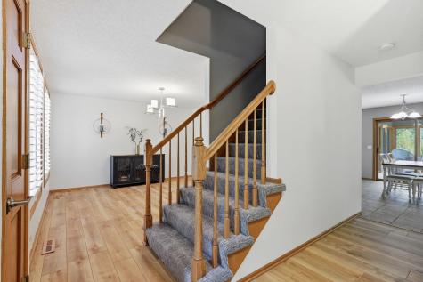 2361 Stone Creek Drive Chanhassen MN 55317